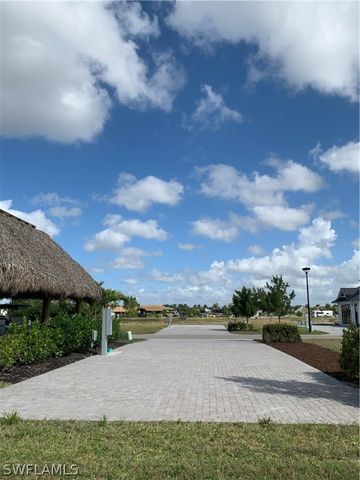 5570 Laguna Caribe CIR, Fort Myers, FL 33905