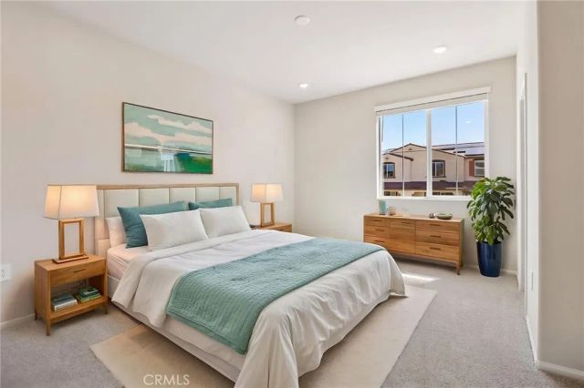 567 Toledo Way, Oceanside, CA 92057