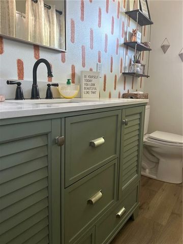 576 E 47 Highway, Girard, KS 66743