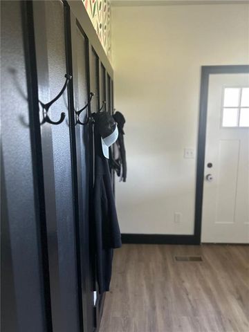 576 E 47 Highway, Girard, KS 66743