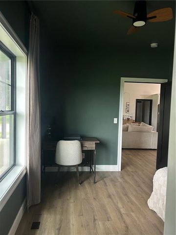 576 E 47 Highway, Girard, KS 66743