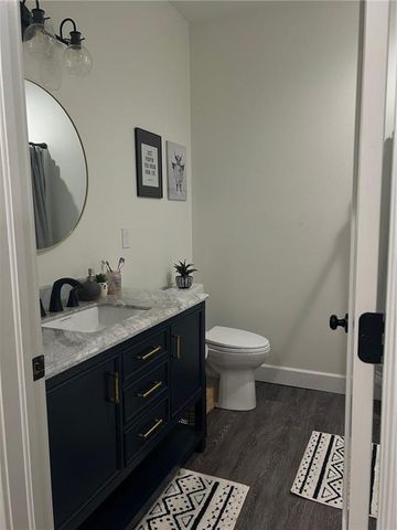 576 E 47 Highway, Girard, KS 66743