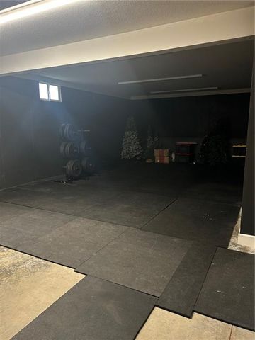 576 E 47 Highway, Girard, KS 66743