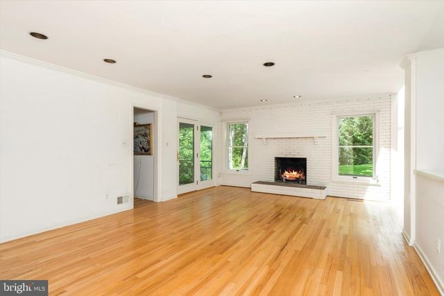 5 NELSON RIDGE RD, Princeton, NJ 08540