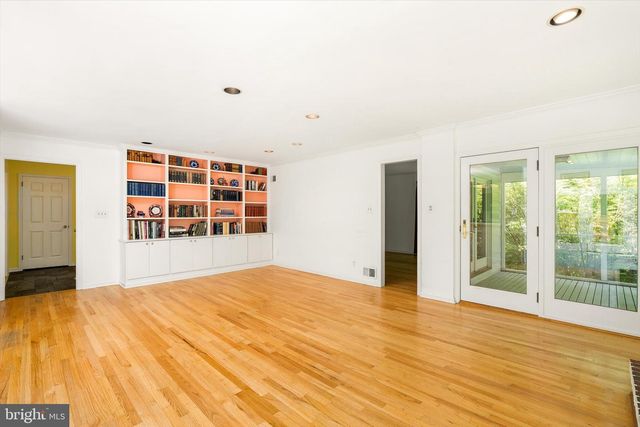 5 NELSON RIDGE RD, Princeton, NJ 08540