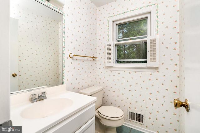 5 NELSON RIDGE RD, Princeton, NJ 08540