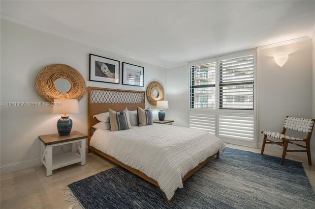 1111 Crandon Blvd C406, Key Biscayne, FL 33149