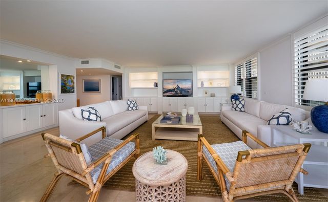 1111 Crandon Blvd C406, Key Biscayne, FL 33149