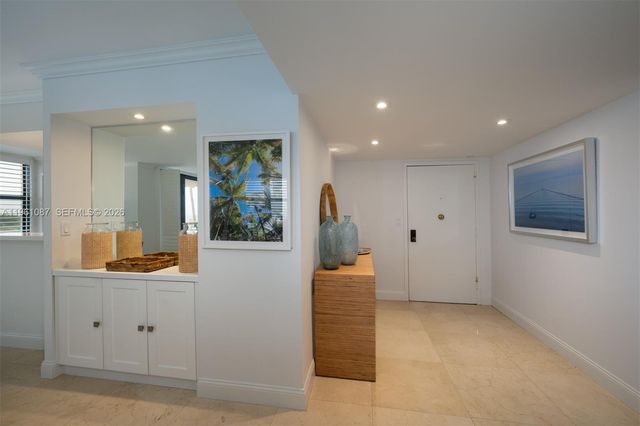 1111 Crandon Blvd C406, Key Biscayne, FL 33149