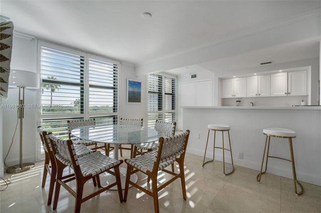 1111 Crandon Blvd C406, Key Biscayne, FL 33149