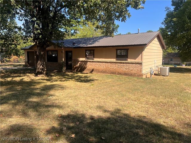 2904 Witteville Drive, Poteau, OK 74953