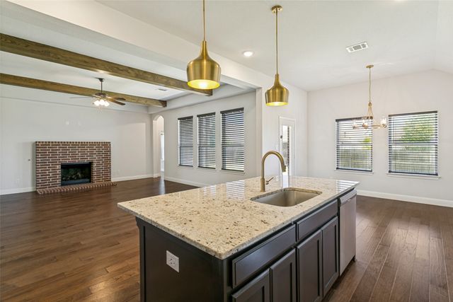 817 Highlands Avenue, Aledo, TX 76008