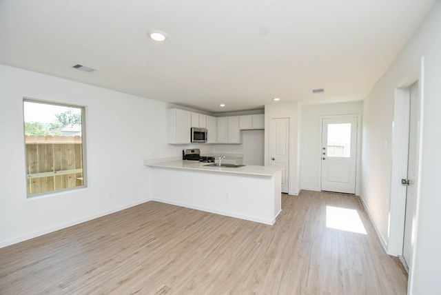 1542 San Sebastien Drive, Conroe, TX 77301