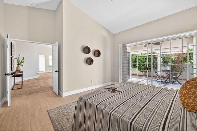 43791 Calle Las Brisas W, Palm Desert, CA 92211