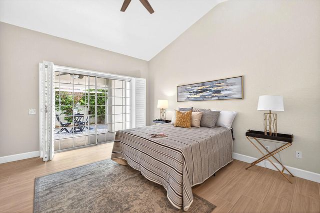 43791 Calle Las Brisas W, Palm Desert, CA 92211