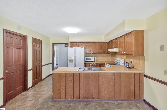 205 Green Valley Drive, Anderson, SC 29621