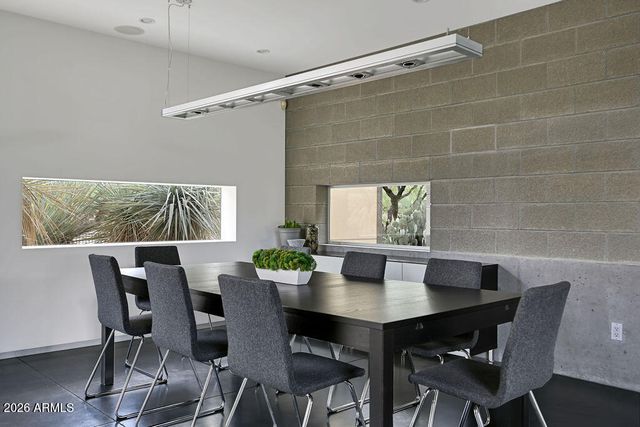 10010 E JENAN Drive, Scottsdale, AZ 85260