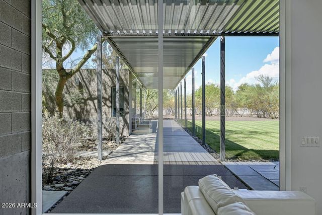 10010 E JENAN Drive, Scottsdale, AZ 85260
