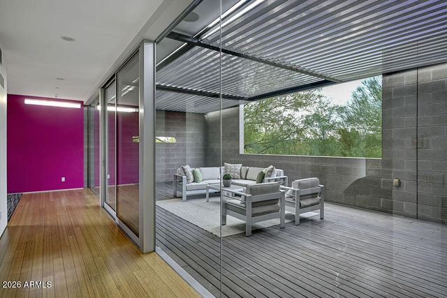10010 E JENAN Drive, Scottsdale, AZ 85260