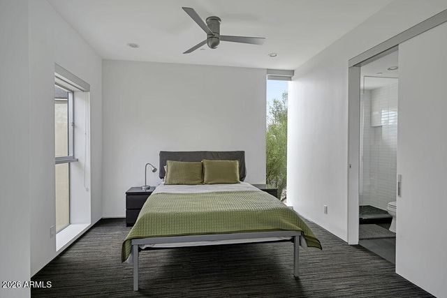 10010 E JENAN Drive, Scottsdale, AZ 85260