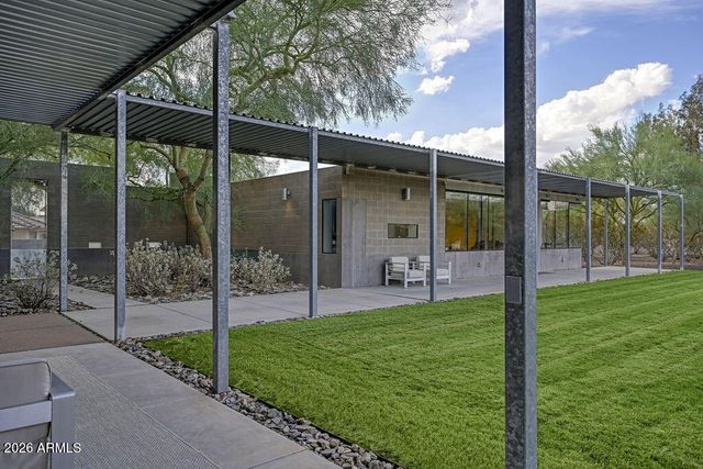 10010 E JENAN Drive, Scottsdale, AZ 85260