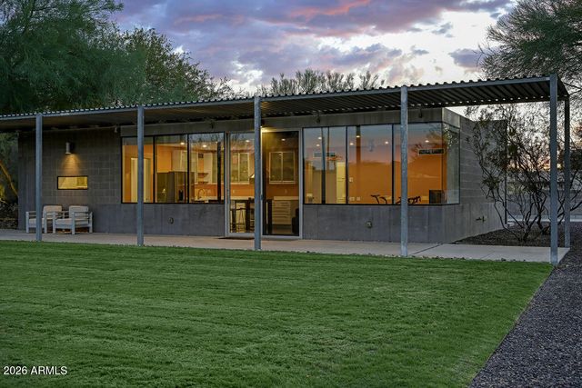 10010 E JENAN Drive, Scottsdale, AZ 85260