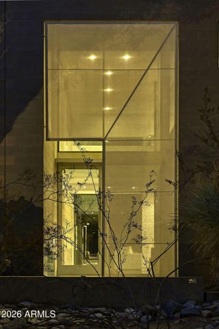 10010 E JENAN Drive, Scottsdale, AZ 85260