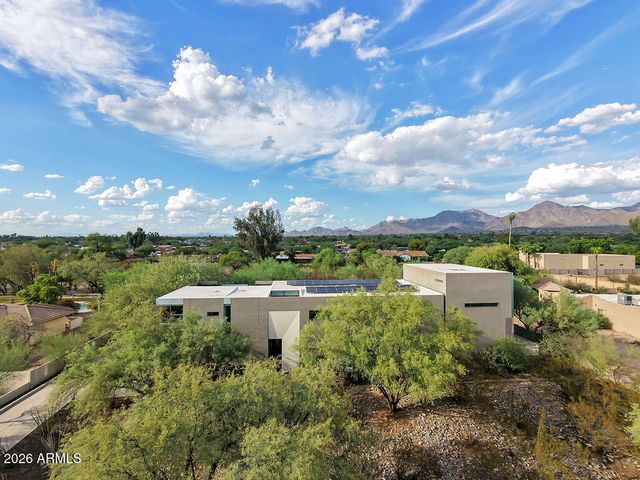 10010 E JENAN Drive, Scottsdale, AZ 85260