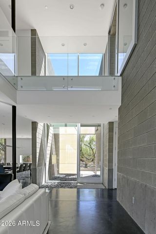 10010 E JENAN Drive, Scottsdale, AZ 85260