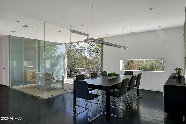 10010 E JENAN Drive, Scottsdale, AZ 85260