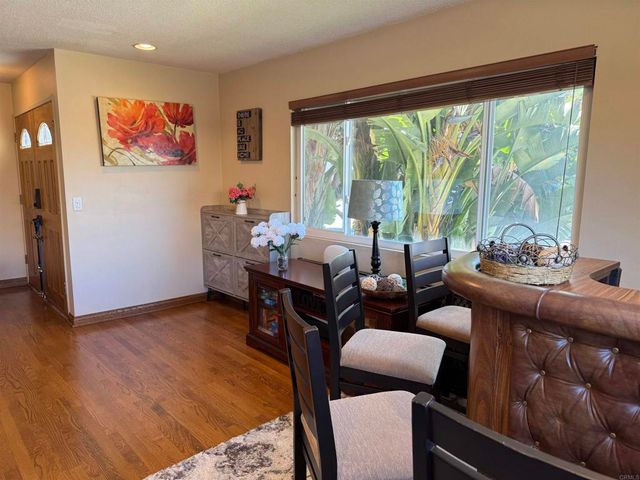 2707 Carnegie Lane Unit 1, Redondo Beach, CA 90278