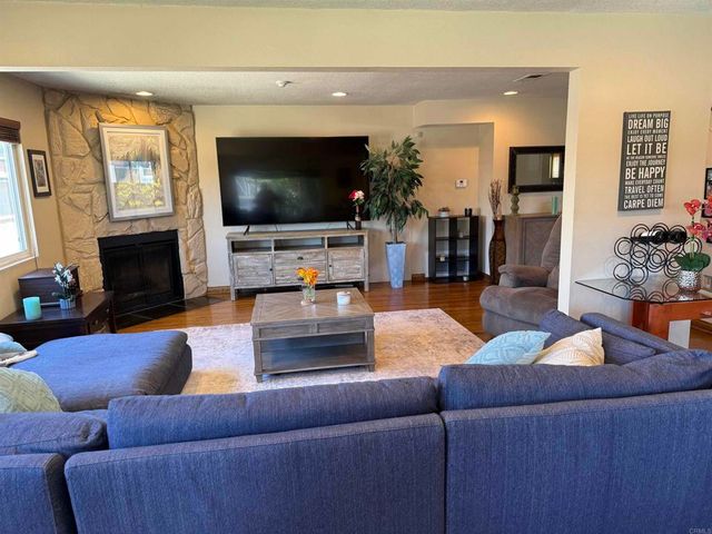 2707 Carnegie Lane Unit 1, Redondo Beach, CA 90278