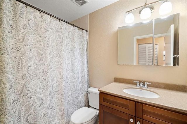 912 Congressional Way, Deerfield Beach, FL 33442
