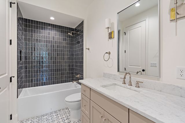 4153 Outer Dr, Nashville, TN 37204