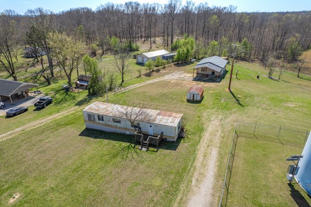 3247 Woolard Rd, Santa Fe, TN 38482