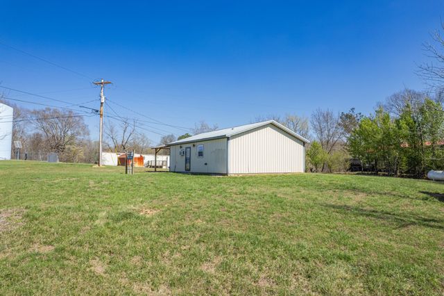 3247 Woolard Rd, Santa Fe, TN 38482