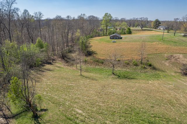 3247 Woolard Rd, Santa Fe, TN 38482
