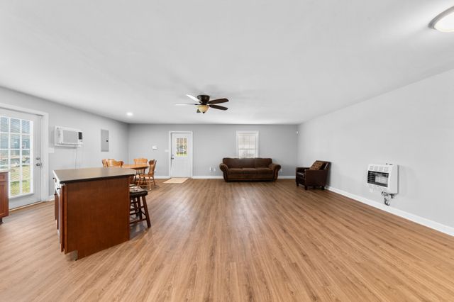 3247 Woolard Rd, Santa Fe, TN 38482
