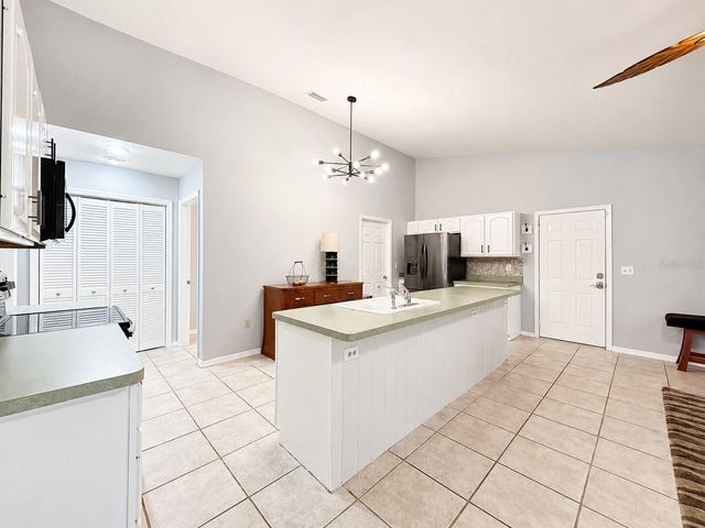 16758 SE 181ST TERRACE, Weirsdale, FL 32195