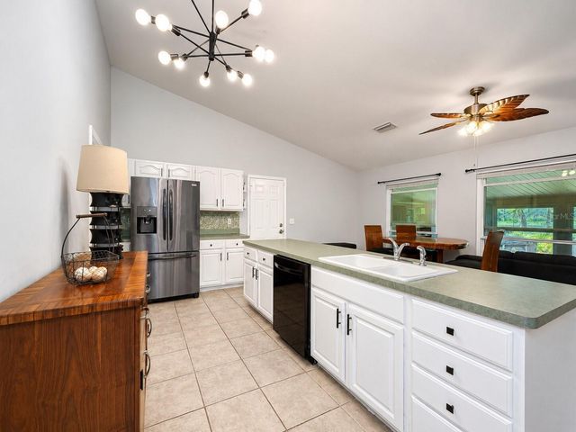 16758 SE 181ST TERRACE, Weirsdale, FL 32195