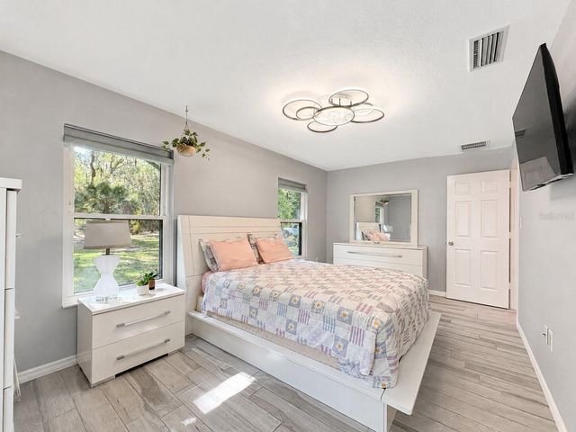 16758 SE 181ST TERRACE, Weirsdale, FL 32195