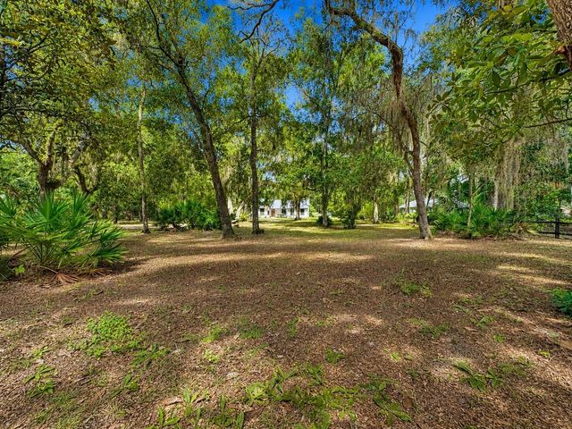 16758 SE 181ST TERRACE, Weirsdale, FL 32195