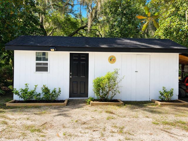 16758 SE 181ST TERRACE, Weirsdale, FL 32195