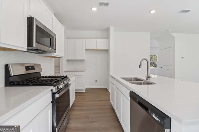 707 Mistwood Way SE, Cartersville, GA 30120