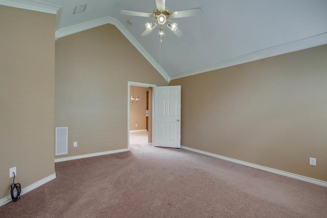 224 Heatherwood Drive, Irving, TX 75063