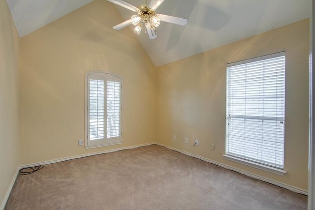 224 Heatherwood Drive, Irving, TX 75063