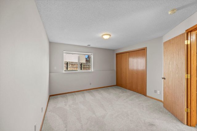 800 11th Avenue SW, Isanti, MN 55040