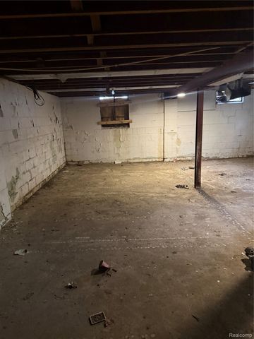 3218 Trumbull Avenue, Flint, MI 48504