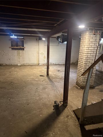 3218 Trumbull Avenue, Flint, MI 48504