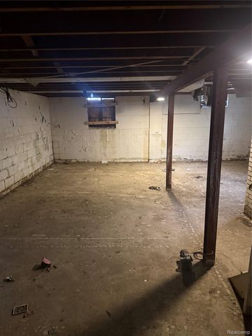 3218 Trumbull Avenue, Flint, MI 48504